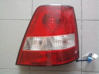 Kia sorento zadne svetlo a zrkadla
