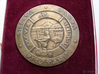 Autoplaketa Pieštany 1933