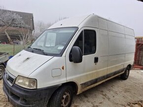 SŤAHOVANIE A PREPRAVA