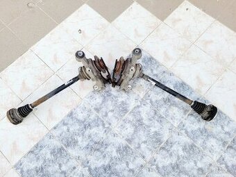 Zadna poloos so zadnou tehlicou audi a6 c6