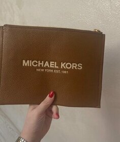 Michael Kors clutch kabelka