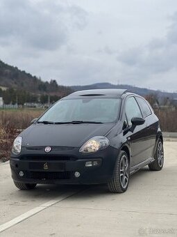 |PREDANÉ|Fiat Punto GRANDE 1.4 EVO / Pano/M6