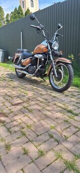 Intruder 125