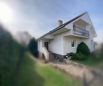 TOP Na predaj 4 izbový rodinný dom Hlboké