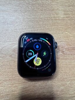 Apple watch 44 SE