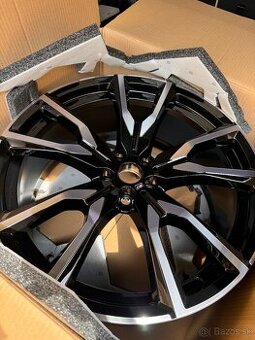 BMW X7 5x112 R22 originál et 32 9,5J predný