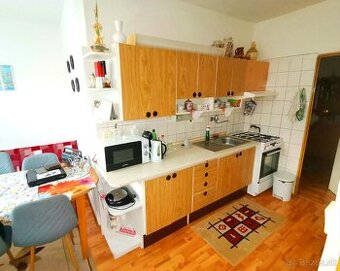 Predaj,3izb.byt s balkonom v obci Cinobana