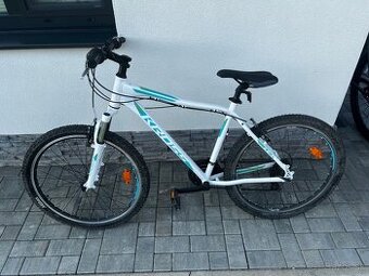 NA PREDAJ DÁMSKY BICYKEL KROSS LEA 1.0