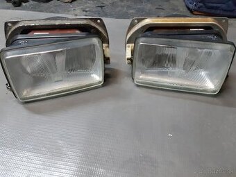 Skoda 120-rapid predné svetlá.