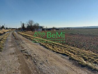 Predaj investičný  pozemok- orná pôda,8062m2, Nitra-Janíkovc