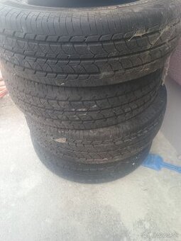 195/70 r15 c
