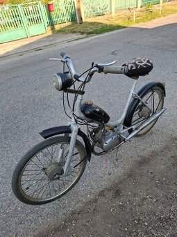 Moped stadion s11