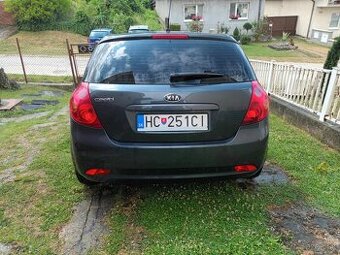 Predám Kia ceed 1.6.benzin 86kw rok 2008 - 1