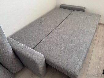 Šedá rozkladacia sedacia súprava (IKEA)