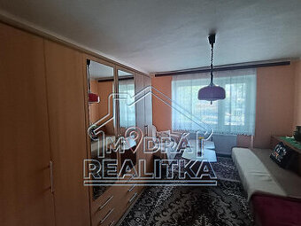 Rezervované - Veľký 2 izbový byt ma Sídlisku I - 1