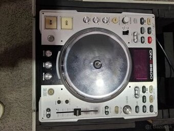 Predám CD prehrávače Denon Sc-3500 - 1