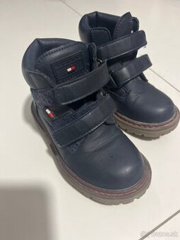 Chlapčenské topánky Tomy Hilfiger, veľkosť 26, super stav.