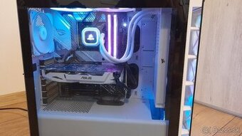 SÚRNE predám výkonný herný počítač