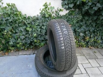 Predám 2x zimné pneu Pirelli 215/65 R17 99HXL
