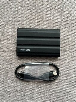 Externý SSD Samsung Portable T7 Shield 1TB