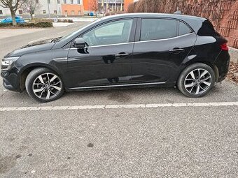 RENAULT MEGANE BOSE EDITION TCE 130 R.V.2016