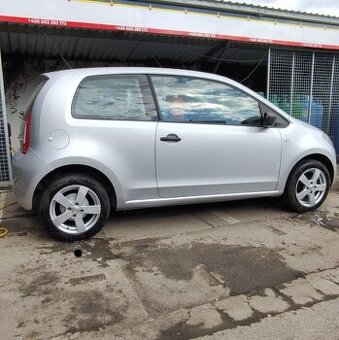 Škoda CitiGo Stříbrná