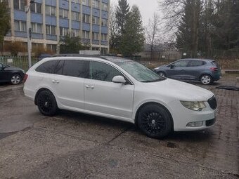 Škoda Superb 2,0 TDi