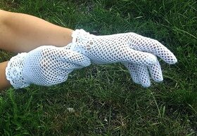 Biele rukavičky pre nevestu