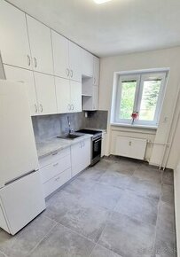 Prenájom 2 izbový byt v blizkom centre Prešova