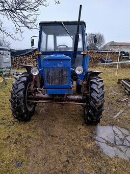 Traktor Zetor