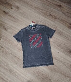 Pánske tričko T. Hilfiger