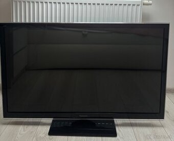 Panasonic 42” LCD TX-L42E5E