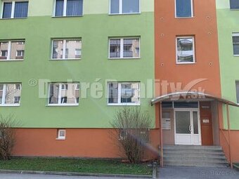 Predaj - Slnečný 4 izbový byt na skvelom mieste v Zakvášove