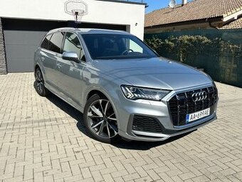 Audi Q7 55 3.0 TFSI mHEV S line quattro tiptronic