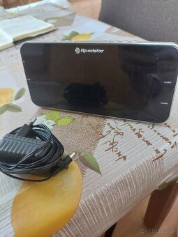 Roadstar CLR-2615 rádiobudík