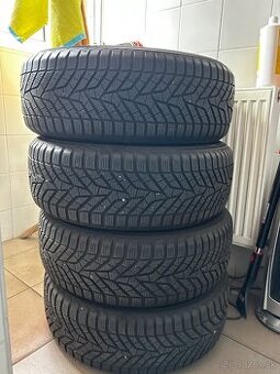 Yokohama 215/60 R16