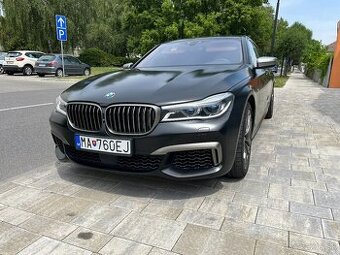 BMW M760Li