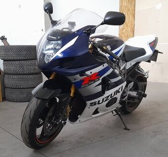SUZUKI GSXR-1000 K4