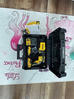 DeWalt DCF620D2K