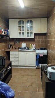 1 A POL IZBOVÝ BYT NA TERASE - 1