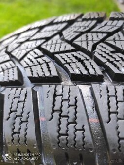 205/60 r16 zimné pneu. Dunlop 8 mm