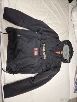 Predám bundu NAPAPIJRI - 1