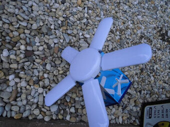 Päťramenná a troj ramenne lopatková LED žiarovky