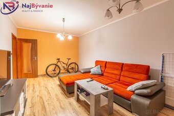 PRIESTRANNÝ 2i 68m2 + LOGGIA na sídlisku ROVEŇ - 1