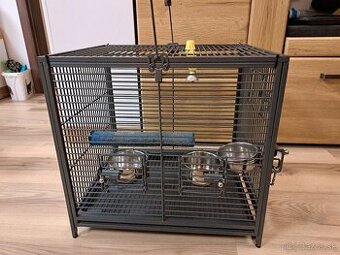 Predám klietku pre papagája