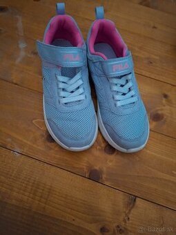 Dievčenské tenisky