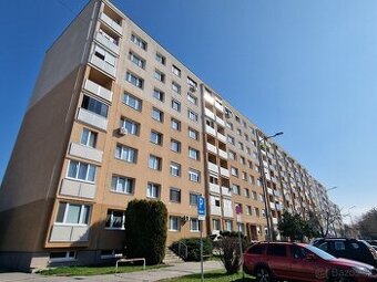 2 izb. byt s loggiou na Dolnomajerskej ulici v Seredi