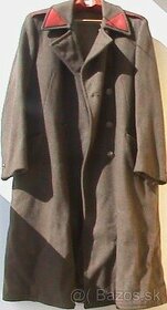 Starý vojenský kabát