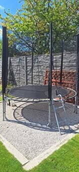 Trampolina