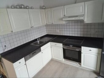 Kuchyňská linka bez spotřebičů, 3227